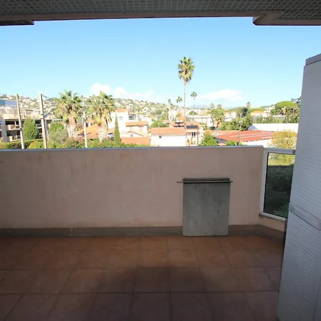 Palais Napoleon Yourhosthelper アパート