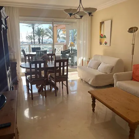 Palais Napoleon Apartmán *